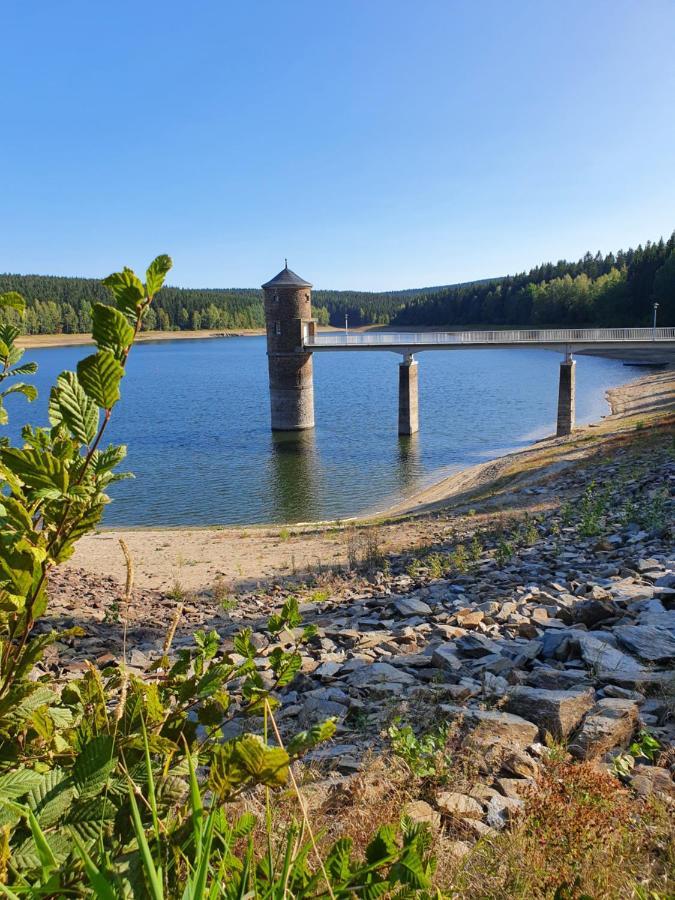 ホテル Gaestehaus Hutweide Bärenstein エクステリア 写真